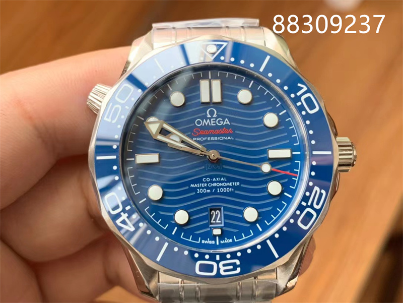 VS厂欧米茄V3版海马300M蓝盘款复刻腕表怎么样插图2