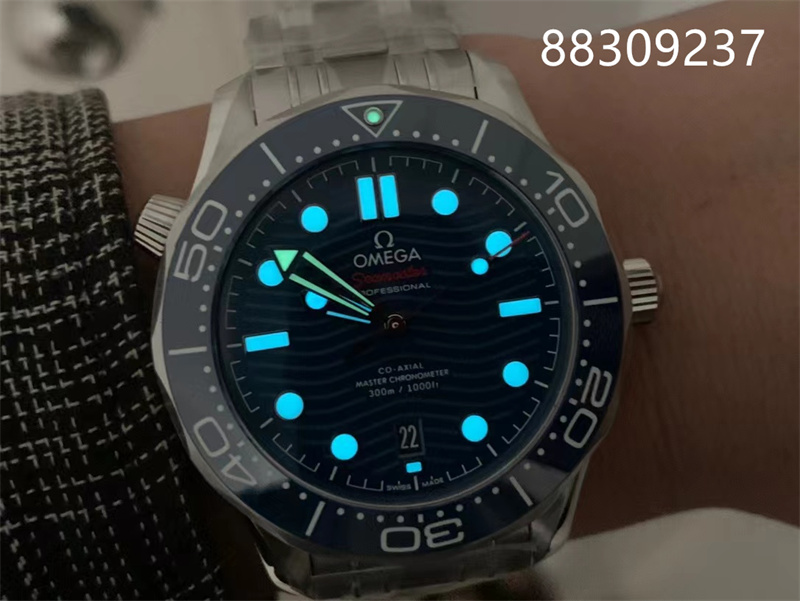 VS厂欧米茄V3版海马300M蓝盘款复刻腕表怎么样插图3