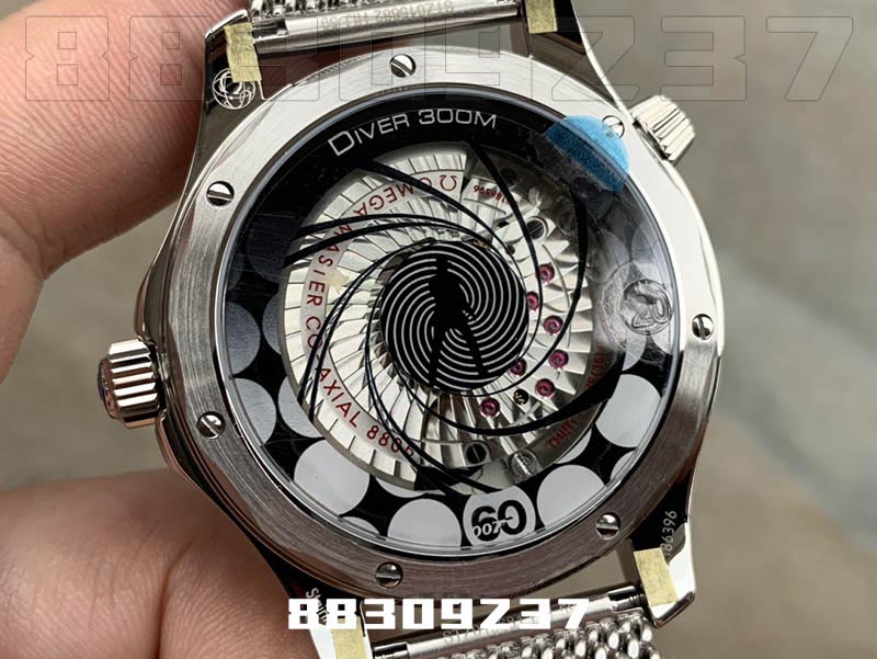 VS厂欧米茄联名款007邦德60周年款复刻腕表做工质量如何-VS海马插图2