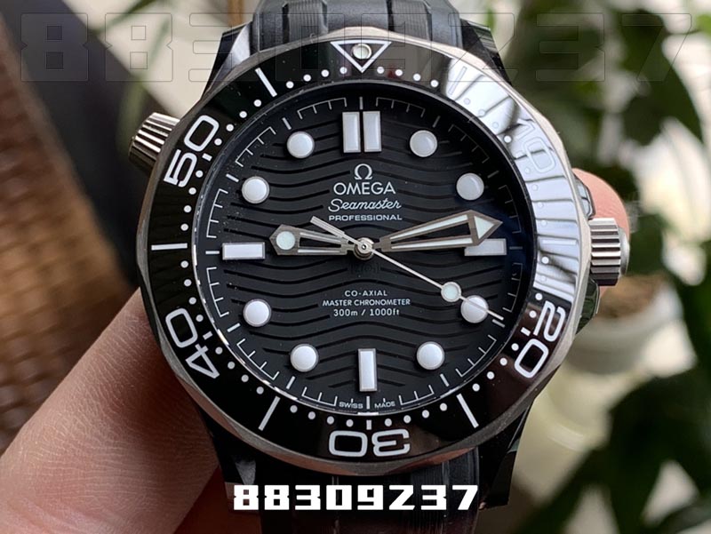 VS厂欧米茄海马300系列陶瓷钛款复刻腕表有破绽吗-VS手表插图1