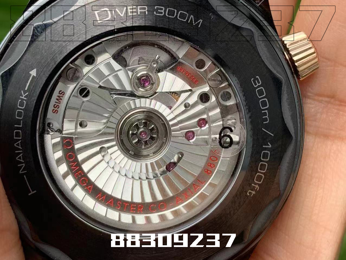 VS厂欧米茄海马300M金墨黑复刻腕表做工评测-VS玫瑰金墨黑海马插图4