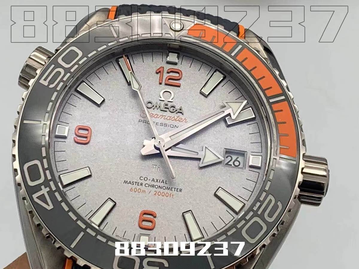 VS厂欧米茄四分之一橙钛金属款复刻手表细节做工怎样-SBF欧米茄海马600如何插图2